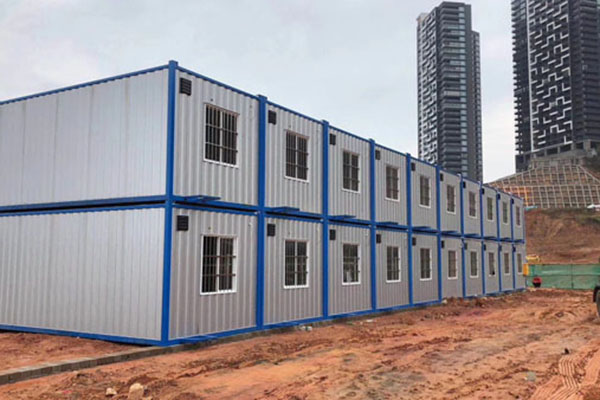 濟(jì)南移動(dòng)板房,濟(jì)南裝配式打包箱,濟(jì)南集裝箱租售,濟(jì)南住人集裝箱,濟(jì)南活動(dòng)板房廠家